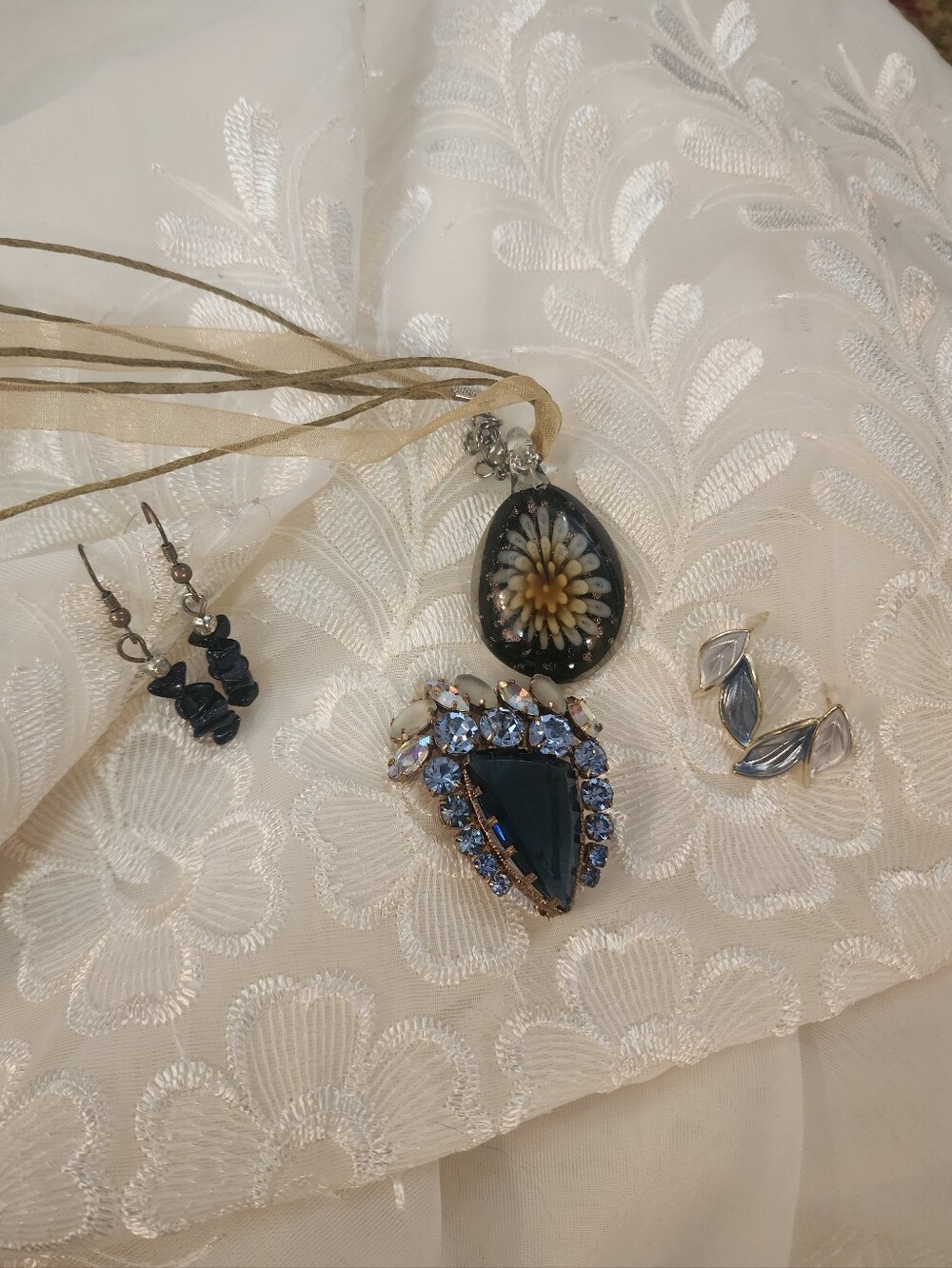 Vintage Jewelry Set; Austrian Crystal Brooch w/ Matching Necklace & Earrings